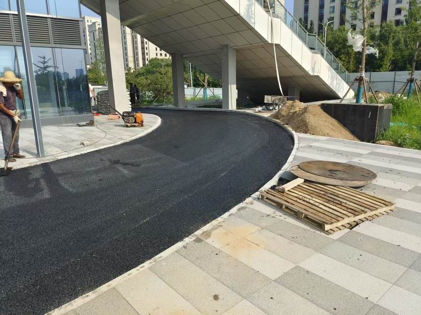 沥青道路施工